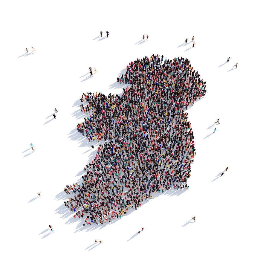 Large and creative group of people gathered together in the form of a map Ireland, a map of the world. 3D illustration, isolated against a white background. 3D-rendering.