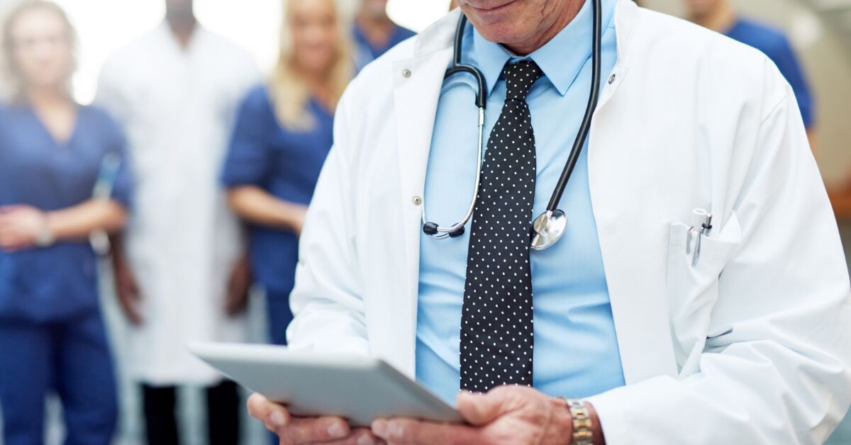 Online portals improve newly qualified doctor training and enhance patient safety